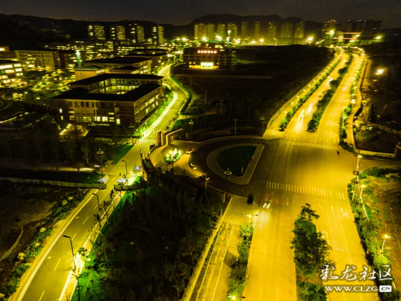 雲南財經大學安寧校區夜景風光航拍