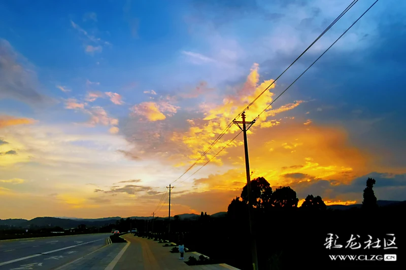 老家盛夏的黄昏