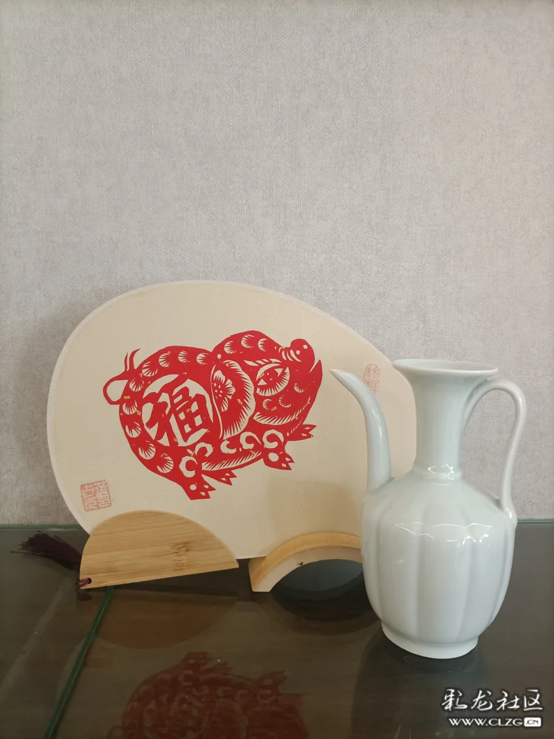 云南滇派剪纸之小团扇