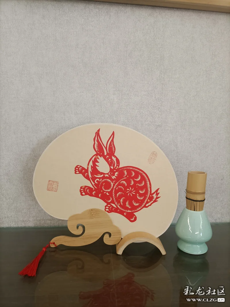 云南滇派剪纸之小团扇