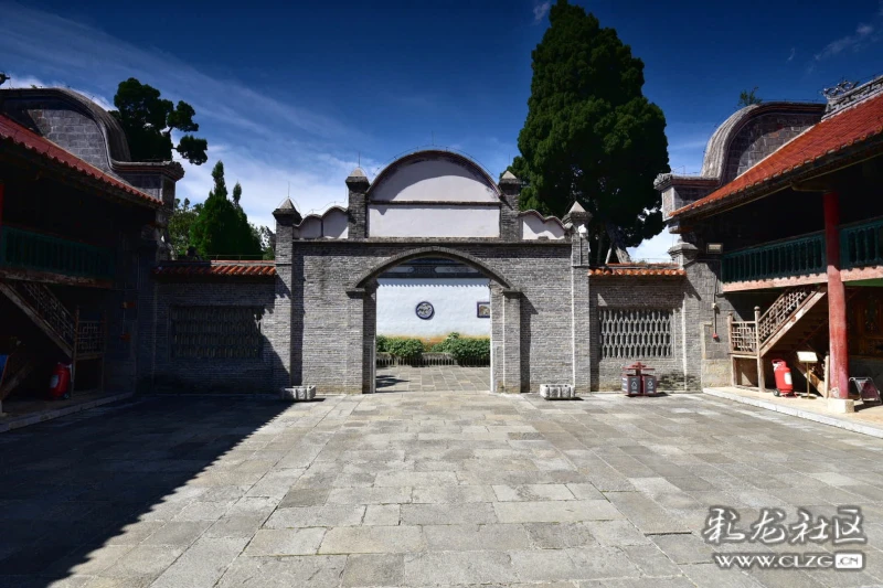 2022年8月3日摄于昭通龙氏家祠