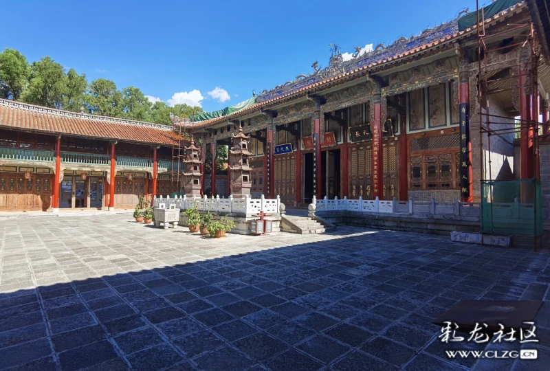 2022年8月3日摄于昭通龙氏家祠