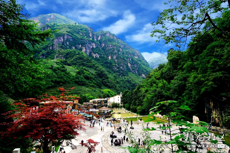 山海洞景区是国内第一个以山海经文化为主题的文旅项