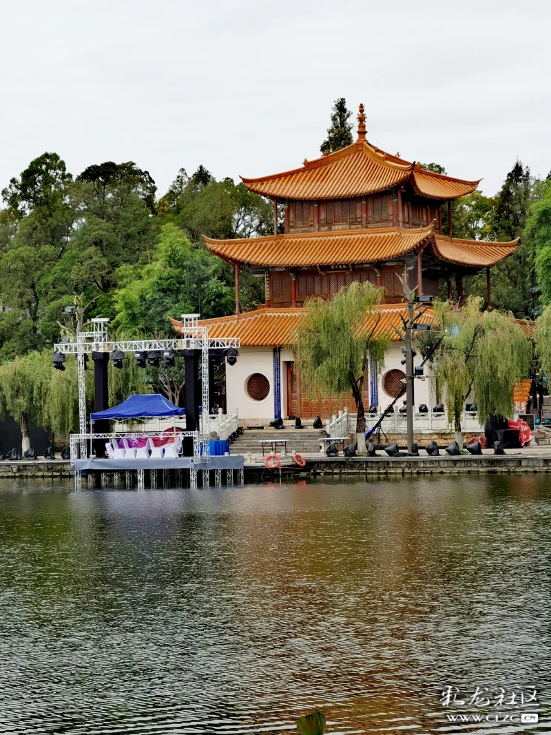 疫情下的大观楼很空荡