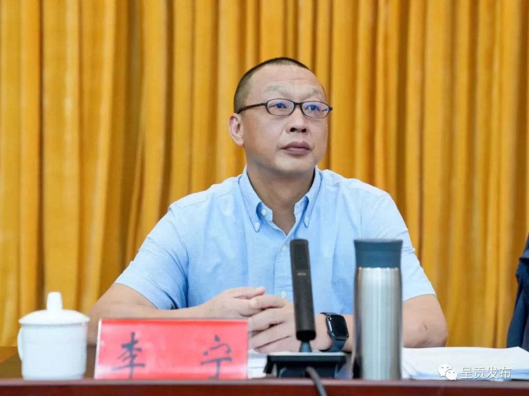 呈贡区召开2023年滇池保护治理工作暨河(湖)长会议-彩龙社区