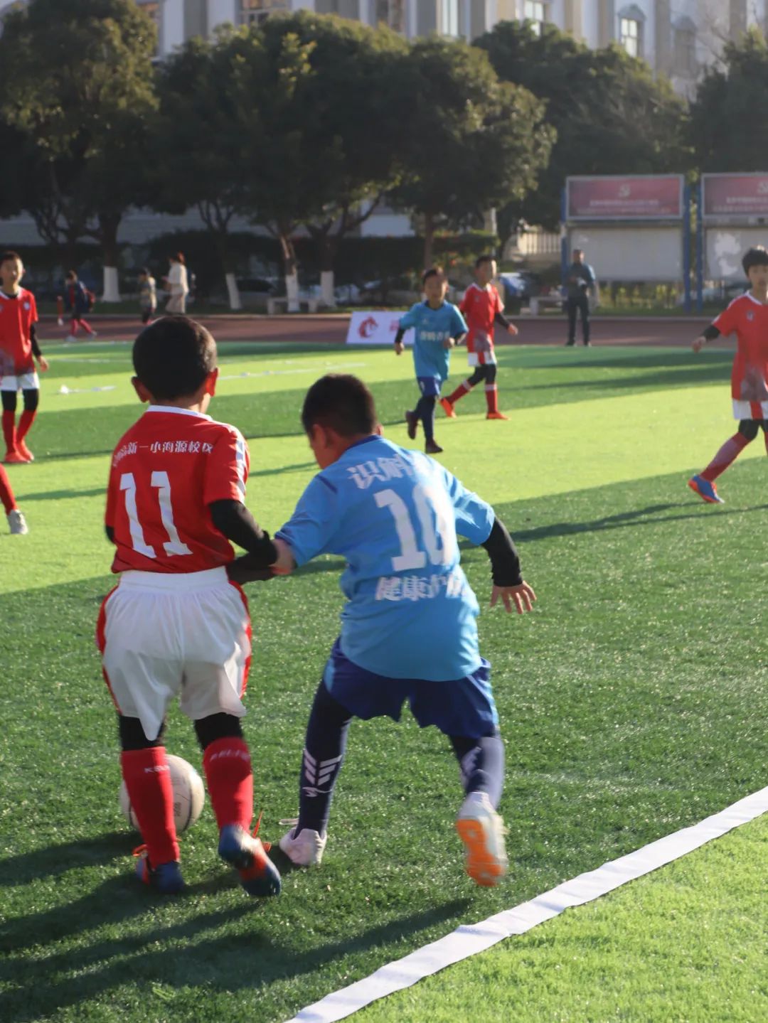 足球少年u10组坚持与勇气在赛场上闪光