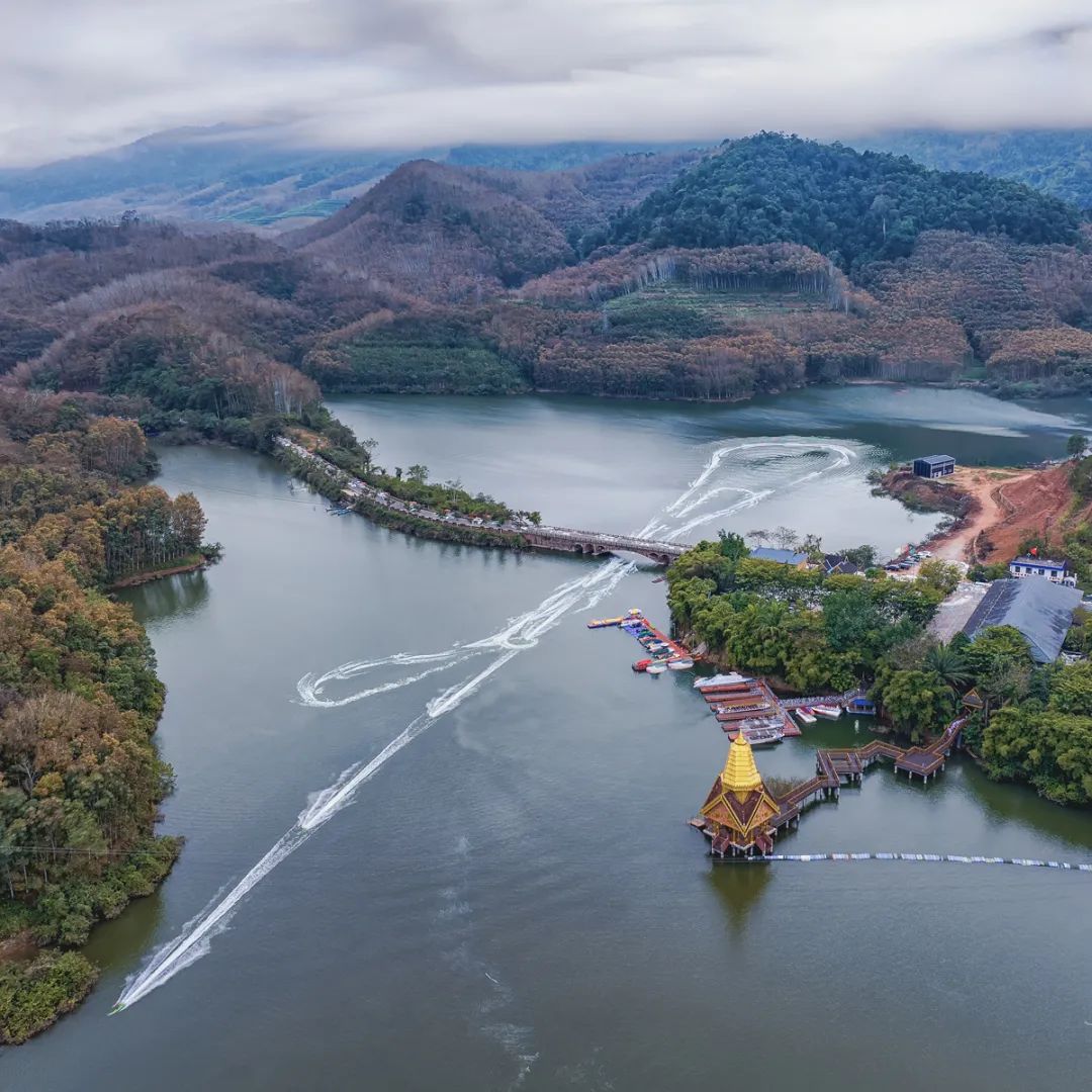 昆明摄影家协会赴勐腊县开展摄影采风
