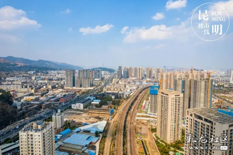 今年投30亿昆明西客站施工设备进场