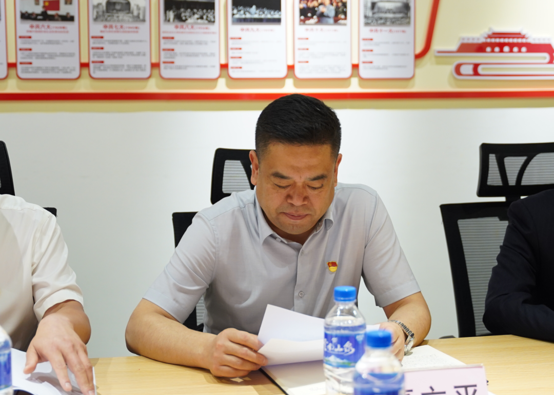 呈贡区委副书记,区长,云南省数字经济开发区党工委副书记,管委会主任