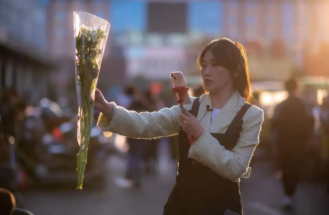 浪漫永不过时!"鲜花经济"持续绽放活力