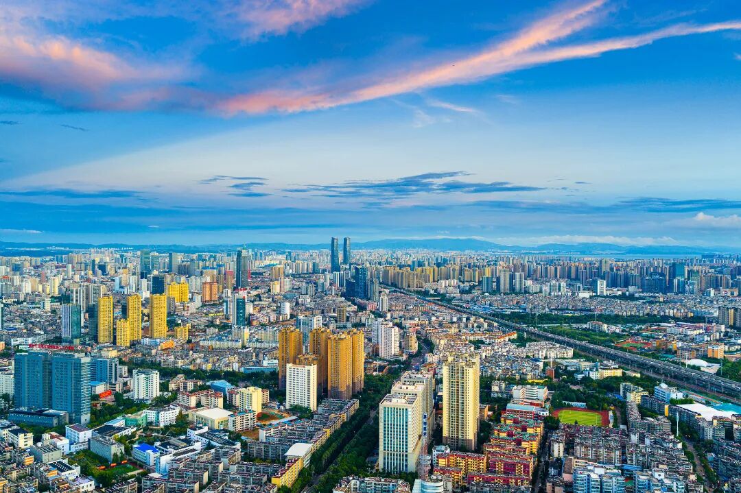 昆明萬(wàn)達(dá)大景 人民日?qǐng)?bào)客戶端.jpg